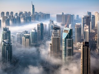Obraz Wieloczęściowy Panorama Dubaju Miasto We Mgle